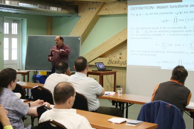 UDT2014-015