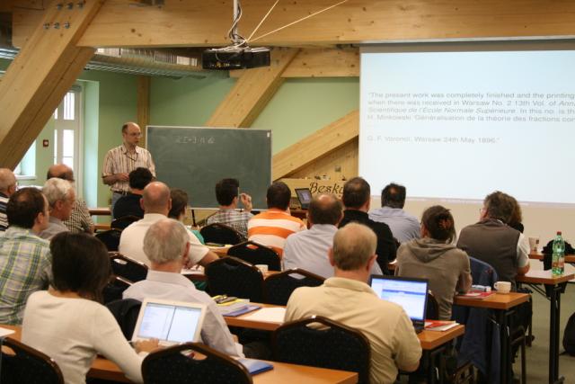 UDT2014-049